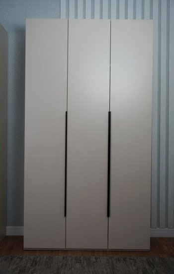 Шкаф 1200 мм Пальма, Сатин (ДСВ) в Ирбите - irbit.mebel-e96.ru