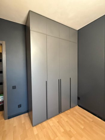 Шкаф 1600 мм 4-х створчатый Норд с антресолью графит (Миф) в Ирбите - irbit.mebel-e96.ru