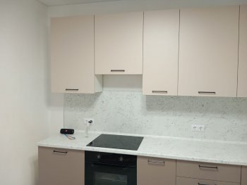 Кухонный гарнитур высокий Латте 3000 мм, Стол. 38 мм в Ирбите - irbit.mebel-e96.ru